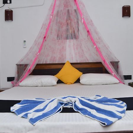 Kosi Giggles Resort Велігама Екстер'єр фото